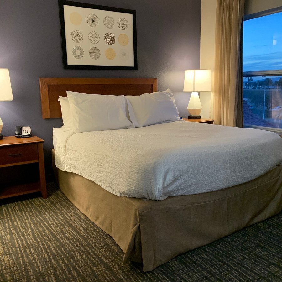 Residence Inn by Marriott Tucson Williams Centre — Guest room