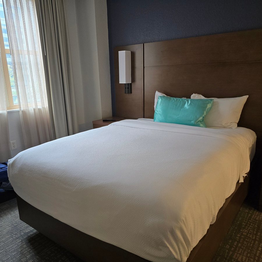 Residence Inn by Marriott Washington DC National Mall — Guest room