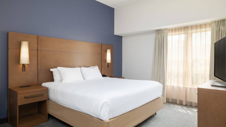Residence Inn by Marriott Williamsburg — Guest room