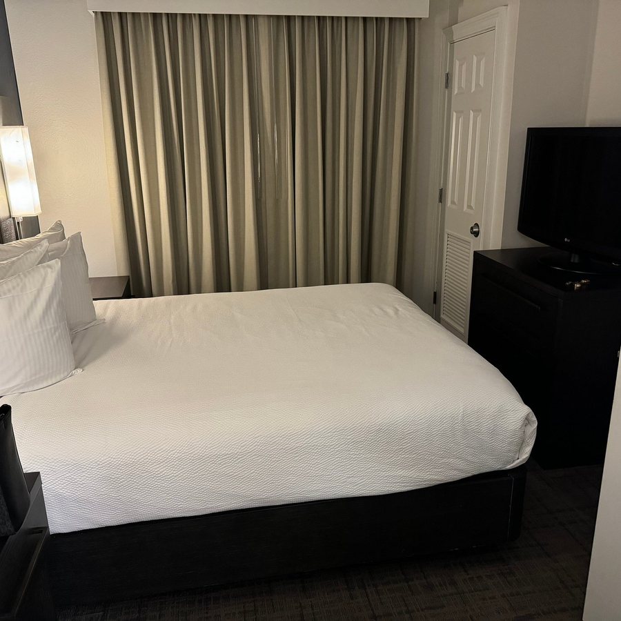 Residence Inn Columbia Northeast Fort Jackson Area — Guest room