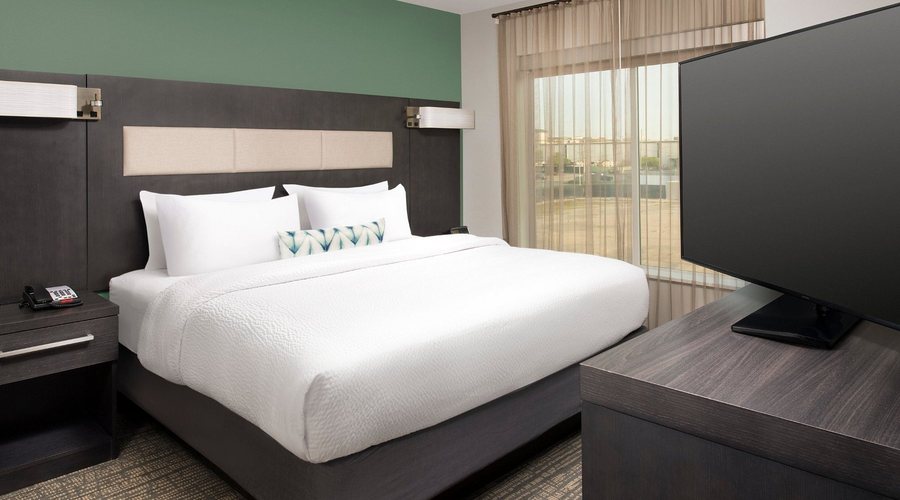 Residence Inn New Orleans Elmwood — Guest room