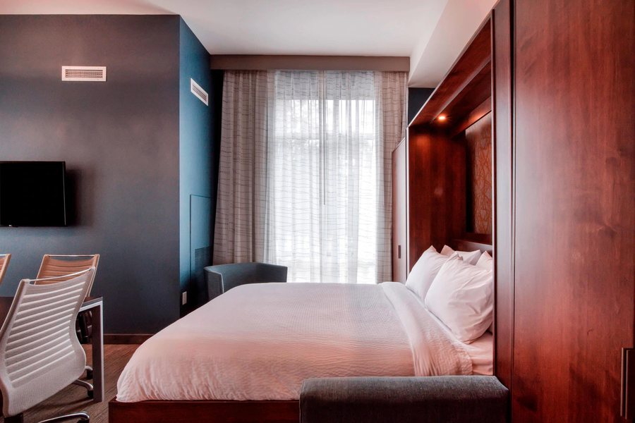 Residence Inn Raleigh Downtown — Guest room