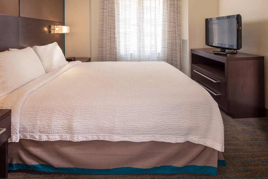 Residence Inn Washington DC Dupont Circle — Guest room
