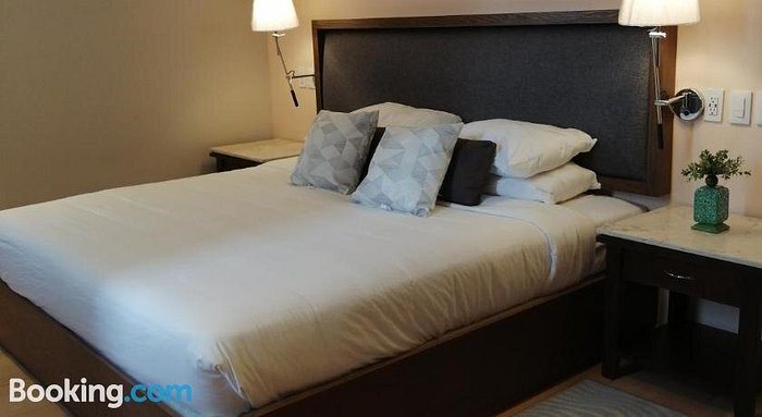 Residence L Heritage Aristoteles 140 by BlueBay — Guest room