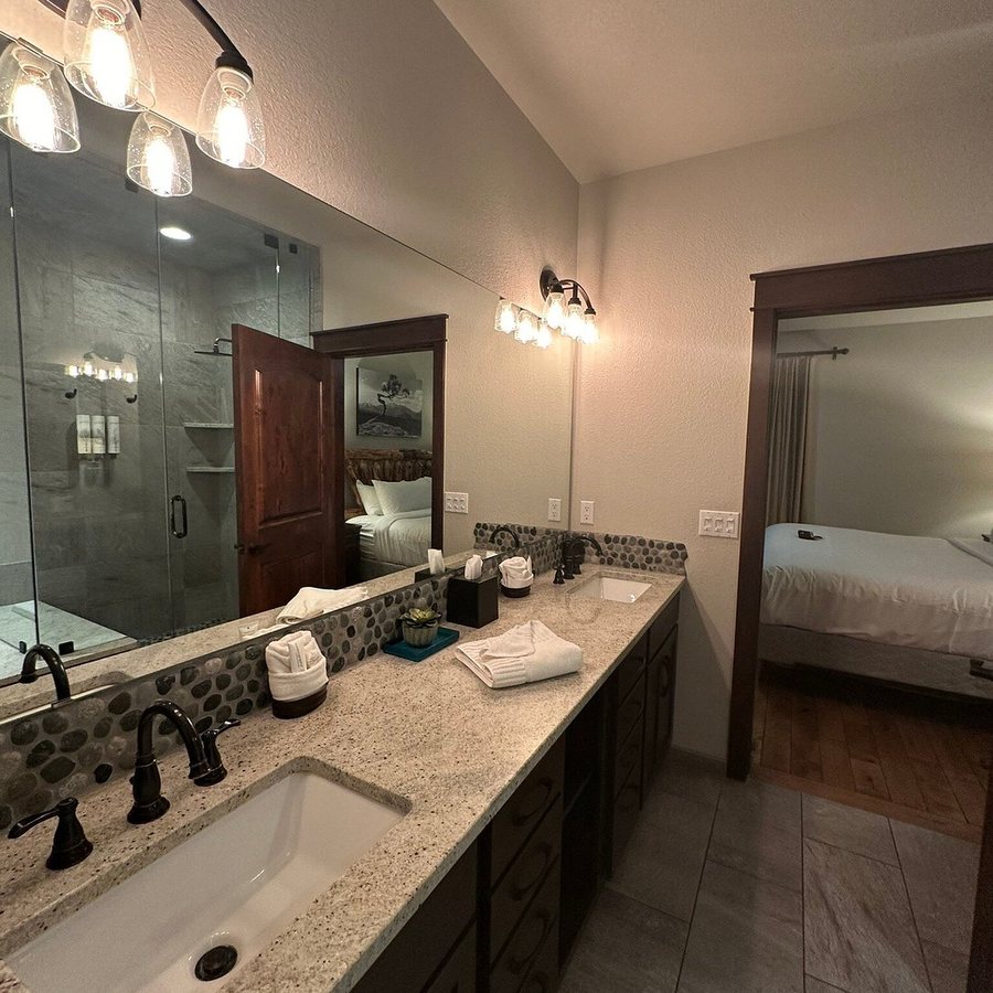 Residences At The Stanley — Bathroom