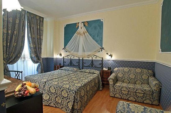Residenza Antica Roma — Guest room