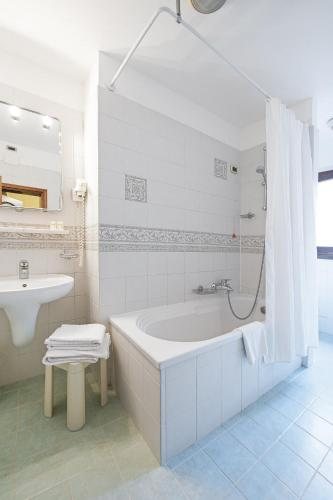 Residenza D Epoca San Cassiano — Bathroom