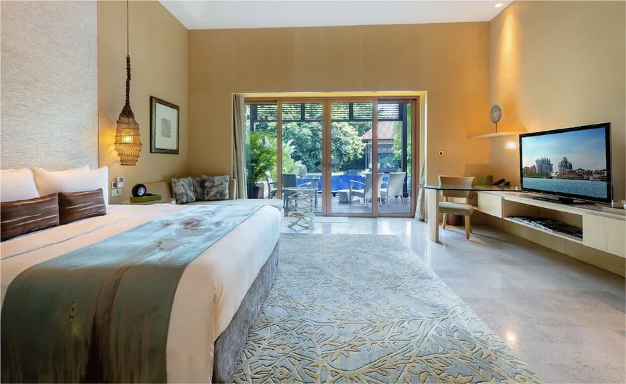 Resorts World Sentosa Equarius Hotel — Guest room