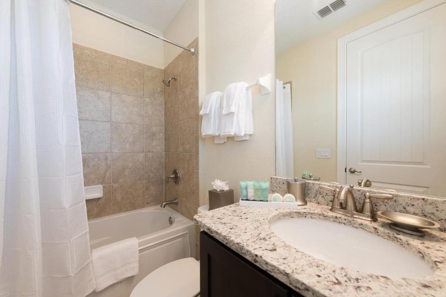 Reunion Resort Golf Club — Bathroom
