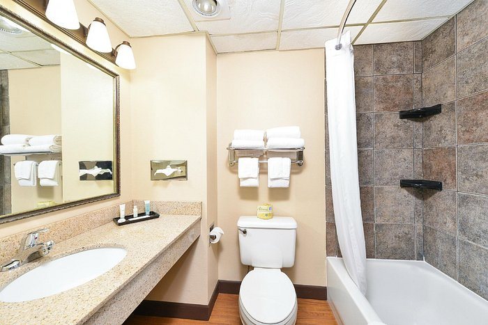 Revel Minot SureStay Collection By Best Western — Bathroom