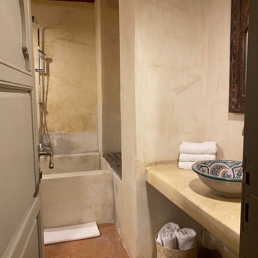 Riad 117 — Bathroom