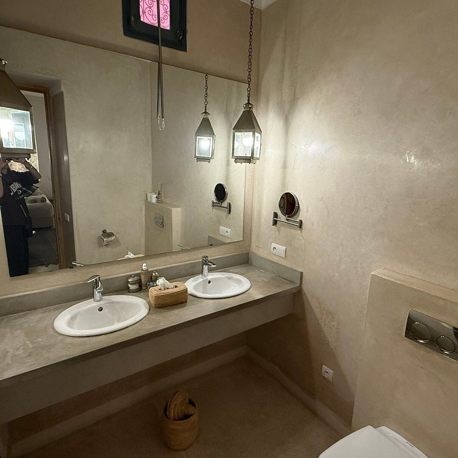 Riad Al Riad — Bathroom