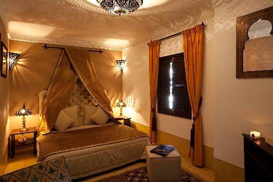 Riad Assouel — Guest room