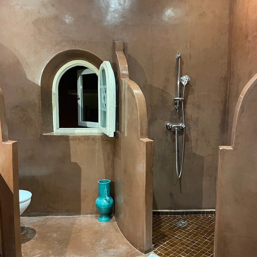Riad Dar Talah — Bathroom