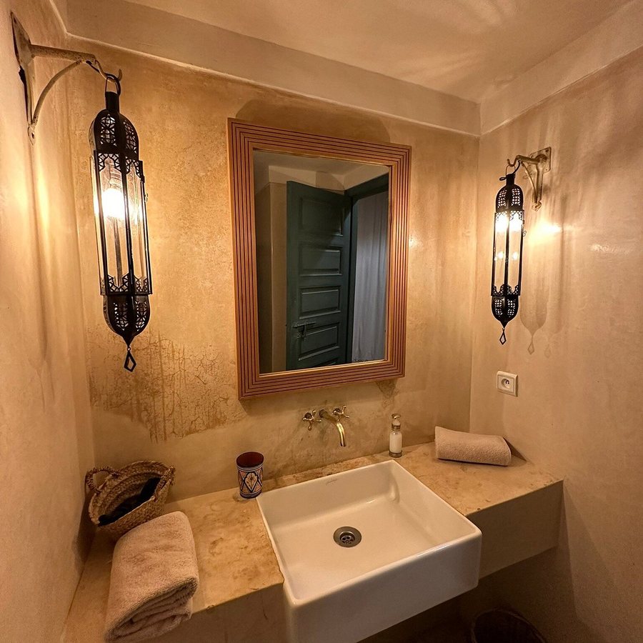 Riad Dombaraka — Bathroom