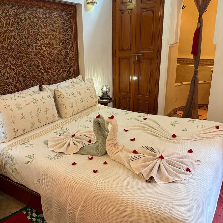 Riad Gallery 49 — Guest room