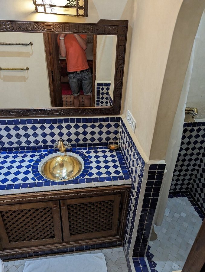 Riad Ghali Spa — Bathroom