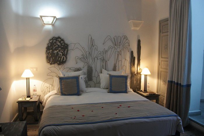 Riad le Perroquet Bleu — Guest room