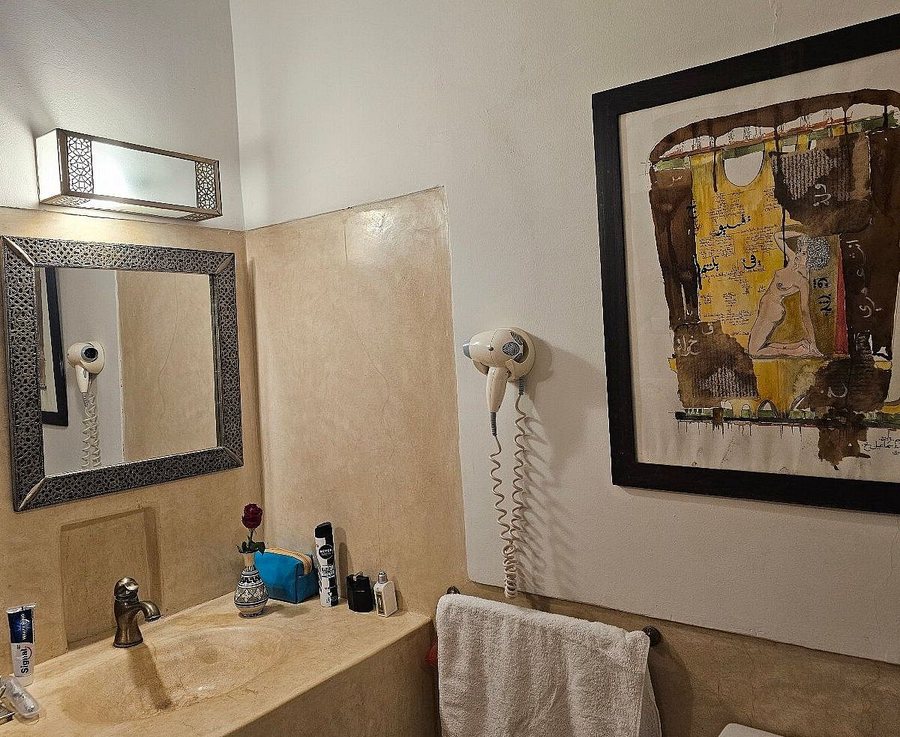Riad Nirvana — Bathroom