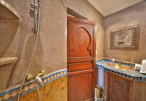 Riad Zayane Atlas — Bathroom