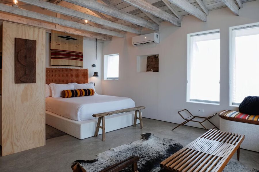 Riata Inn Marfa — Guest room