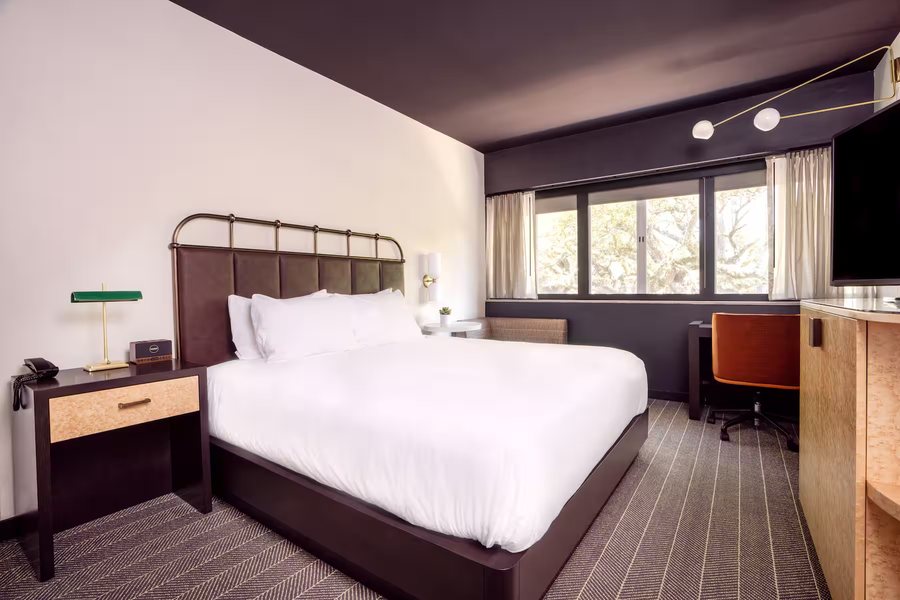 Richmond Inn Suites Trademark Collection by Wyndham — Guest room