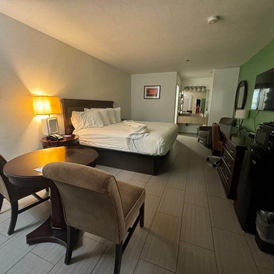 Rio Del Sol Inn Needles — Guest room