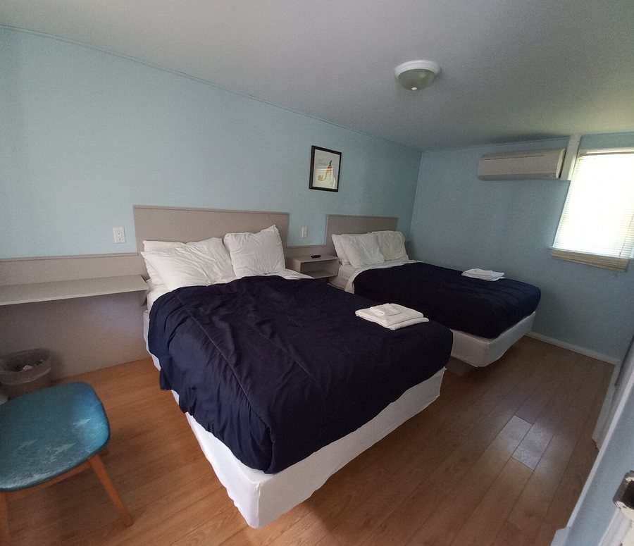 River Camp RV Park — Guest room