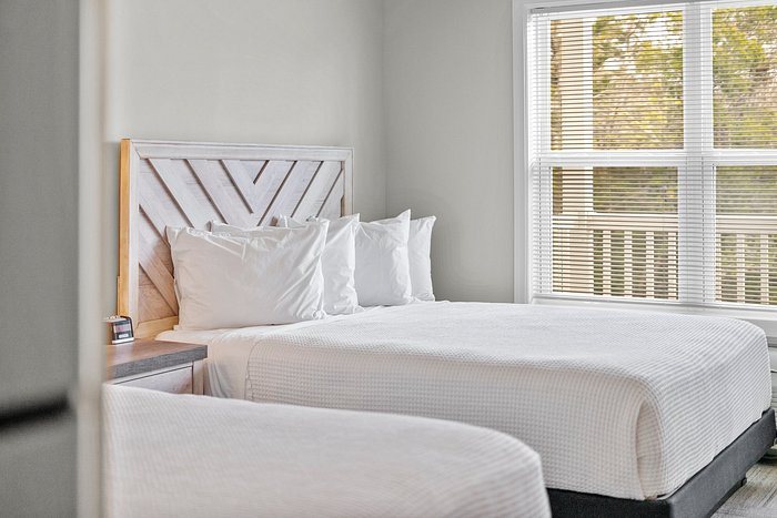 River Hotel of Southport — Guest room