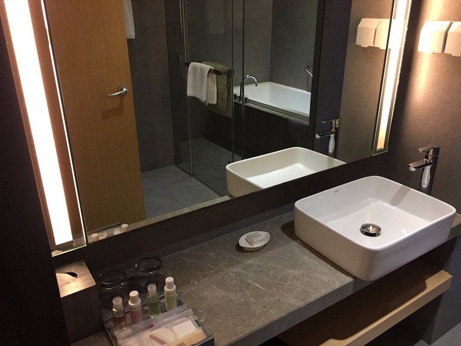 Riverdale Residence Xintiandi Shanghai — Bathroom