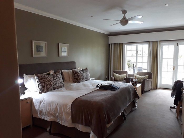 Riverdene Lodge — Guest room