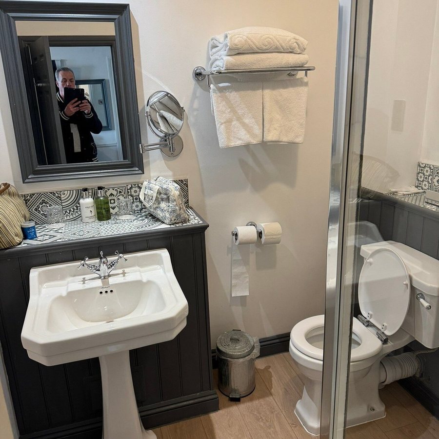 Riverview B B — Bathroom