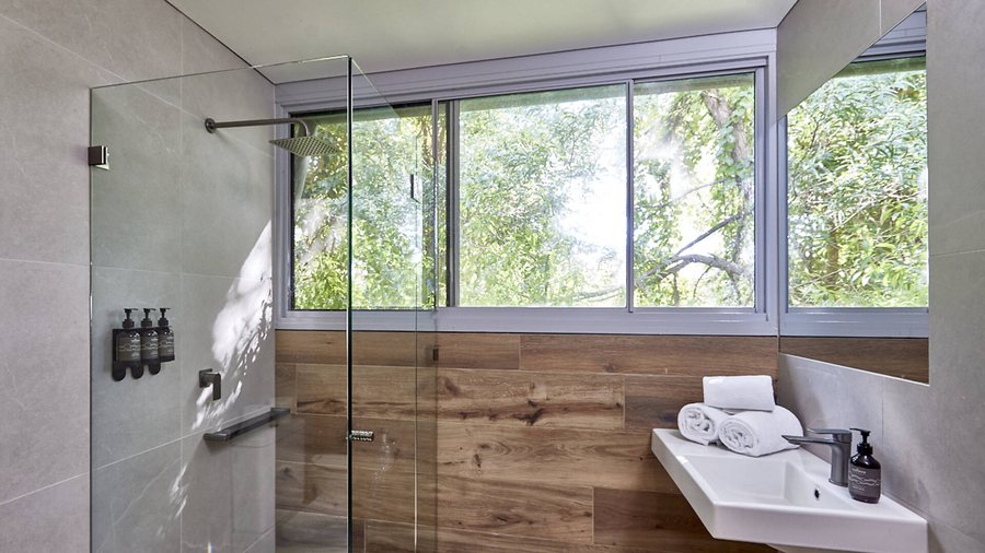 Roar Snore at Taronga — Bathroom