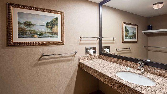 Roberts Landing Campground — Bathroom