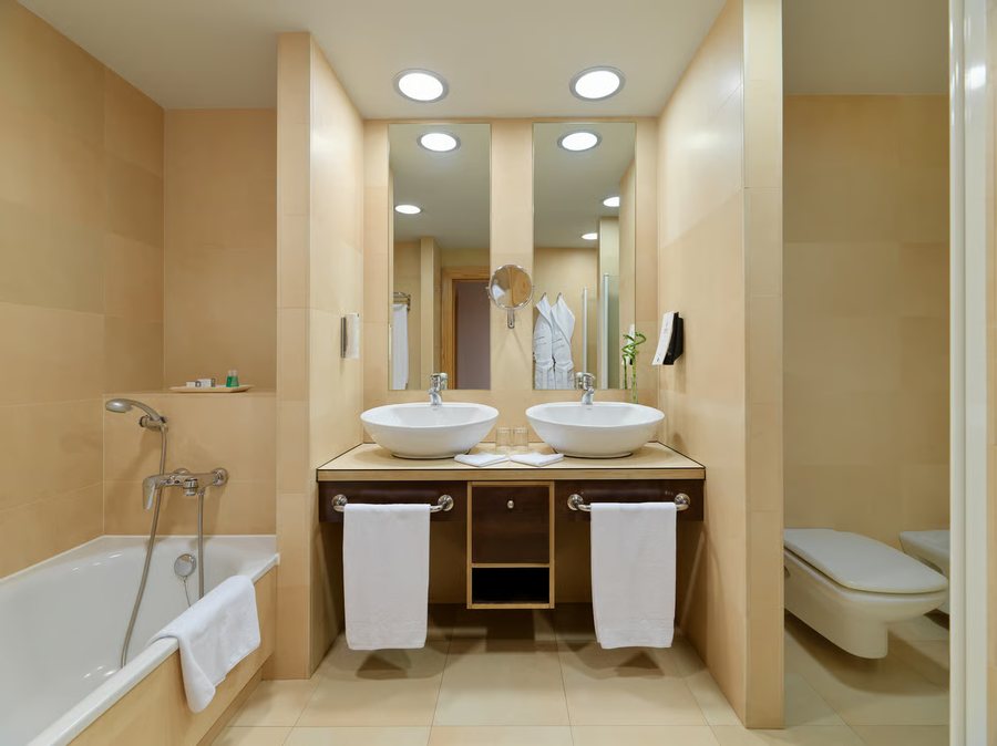 Roca Nivaria Gran Hotel Adrian Hoteles — Bathroom