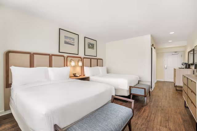 Rock Lake Resort — Guest room