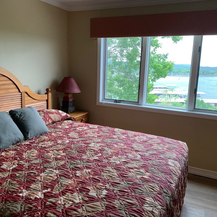 Rock Lane Resort And Marina — Guest room