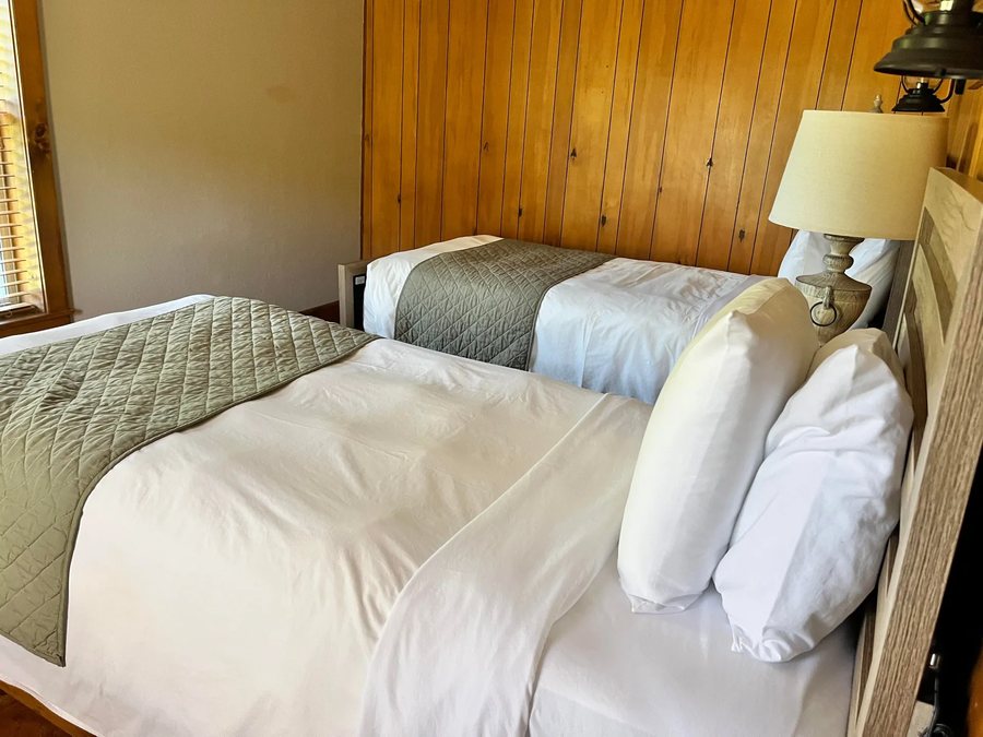 Rockbridge Rainbow Trout Game Ranch — Guest room