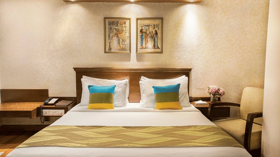Rockland Hotel Panchsheel Enclave — Guest room