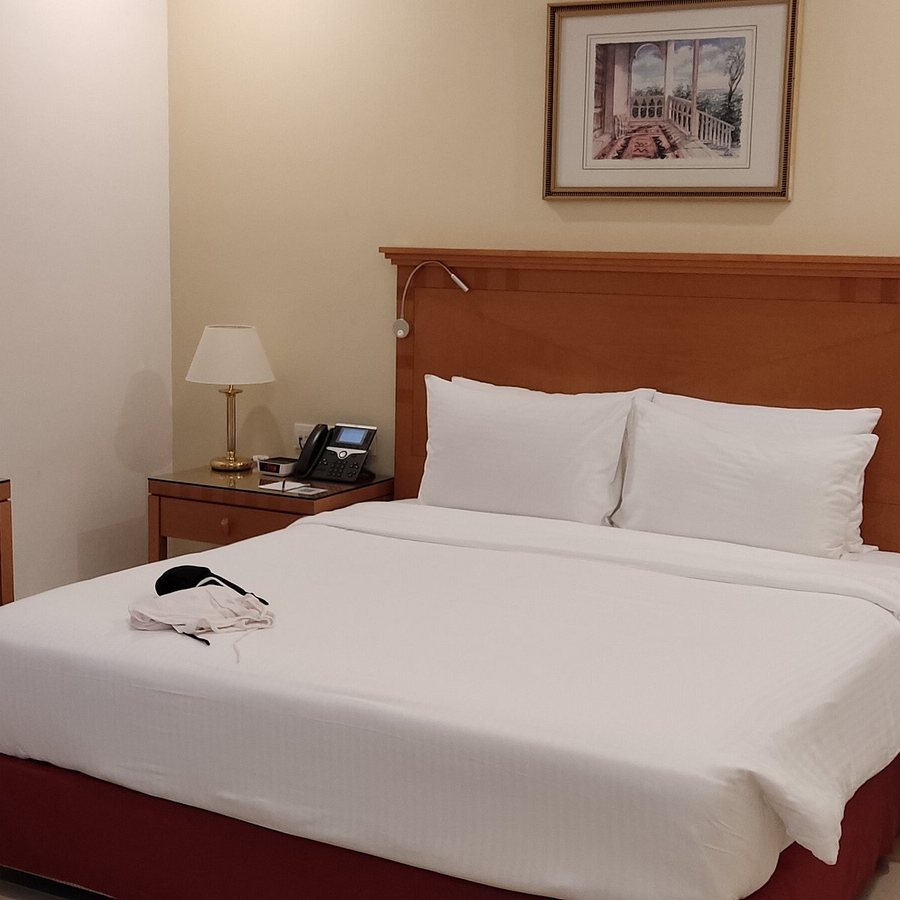 Roda Beach Resort — Guest room
