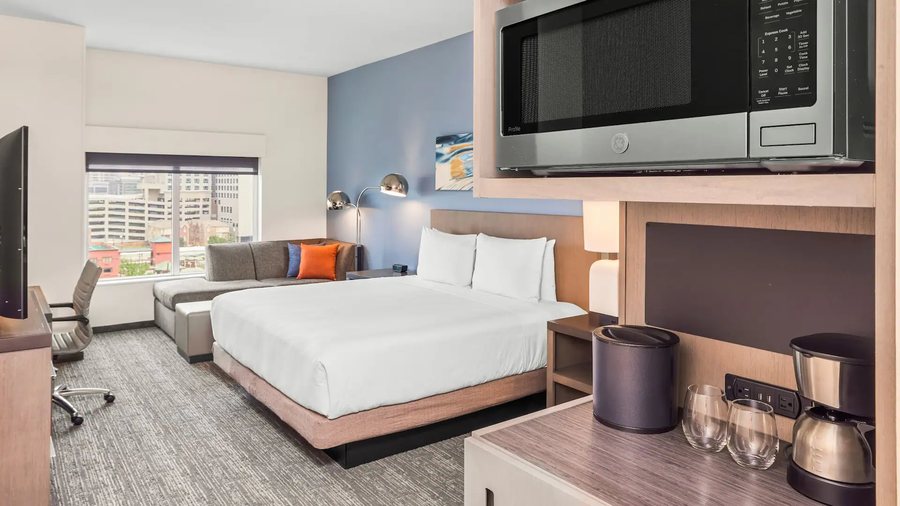 Rodeway Inn and Suites Medical Center Houston — Guest room