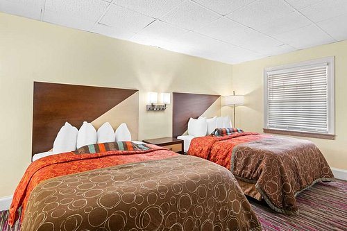 Rodeway Inn Historic — Guest room