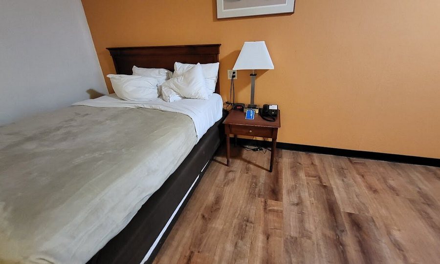 Rodeway Inn Kingman Route 66 — Guest room
