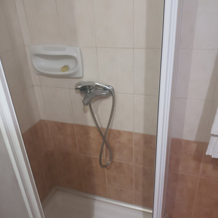 Romantza Mare — Bathroom