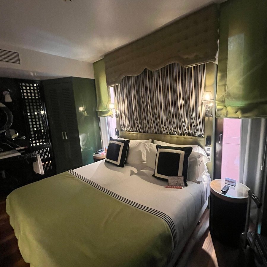 Room Mate Anna Barcelona Catalonia — Guest room