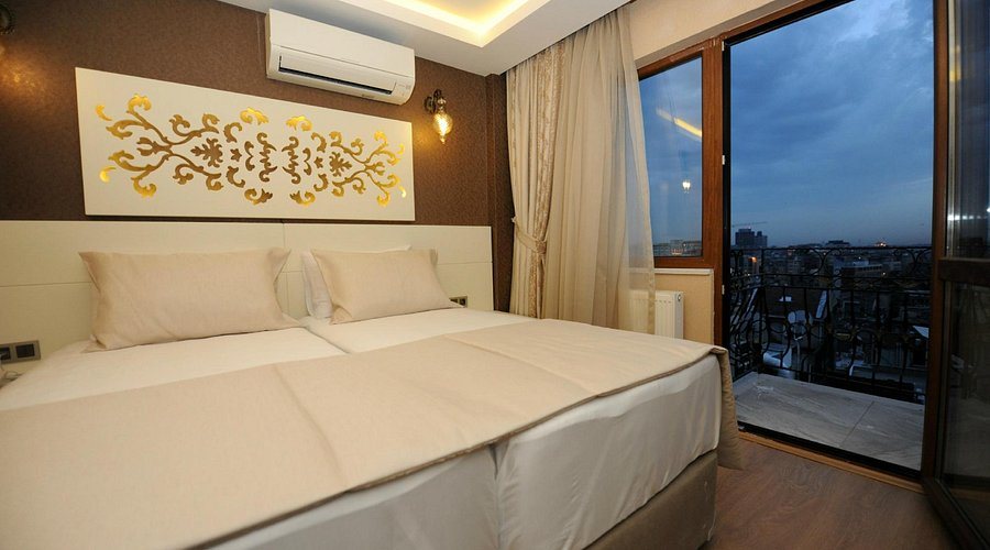 Rooms Inn Taxim Istanbul — Guest room
