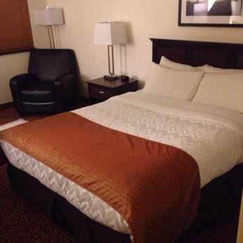 Roosevelt Inn Suites — Guest room