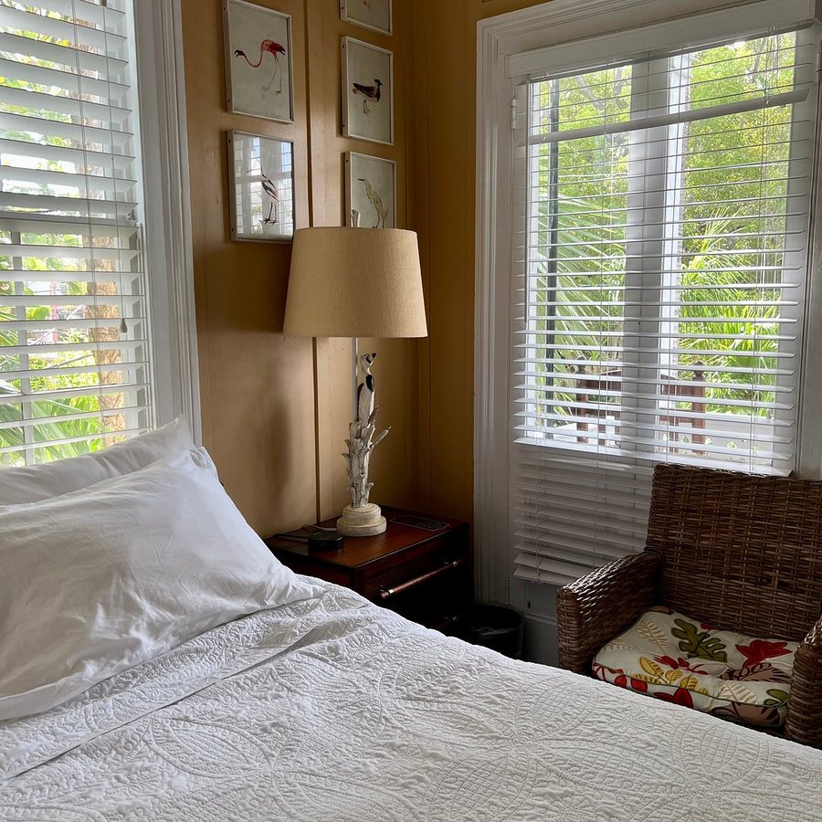 Rose Lane Villas — Guest room