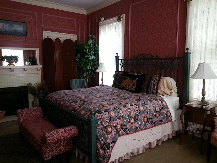 Rosehill Inn Bed Breakfast — Guest room