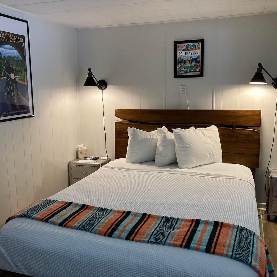 Route 19 Inn — Guest room